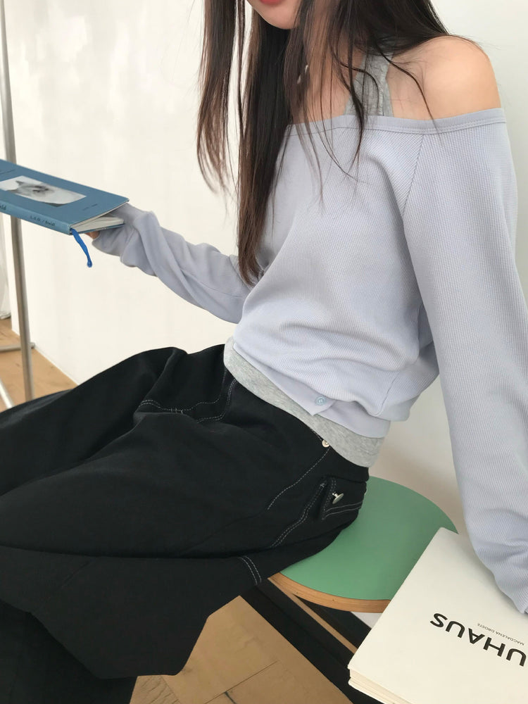 美肩撞色掛脖兩件式上衣