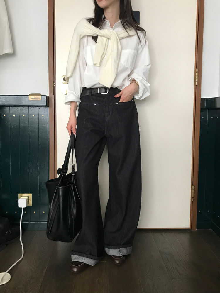 口袋細節直筒牛仔褲
