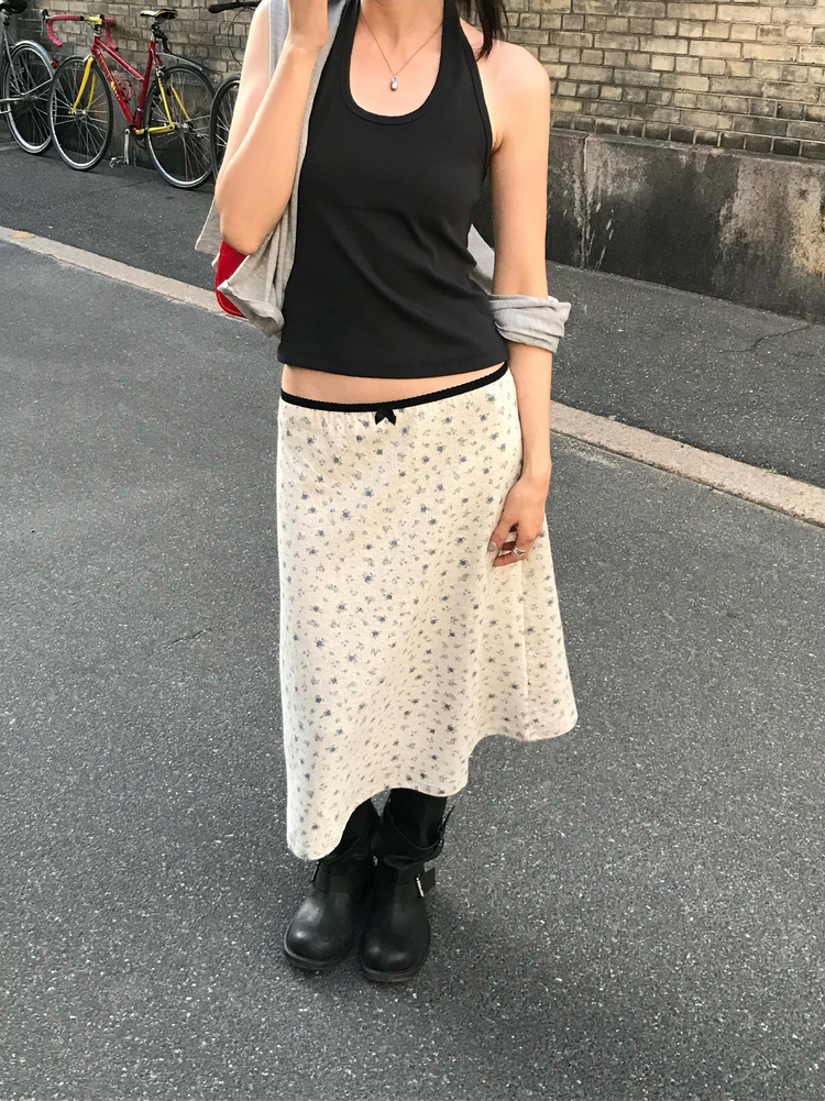蕾絲邊小碎花細節半裙