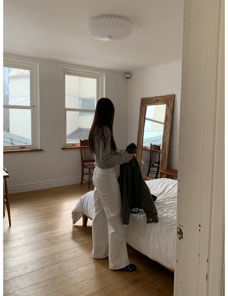 條紋V領暗扣細節上衣