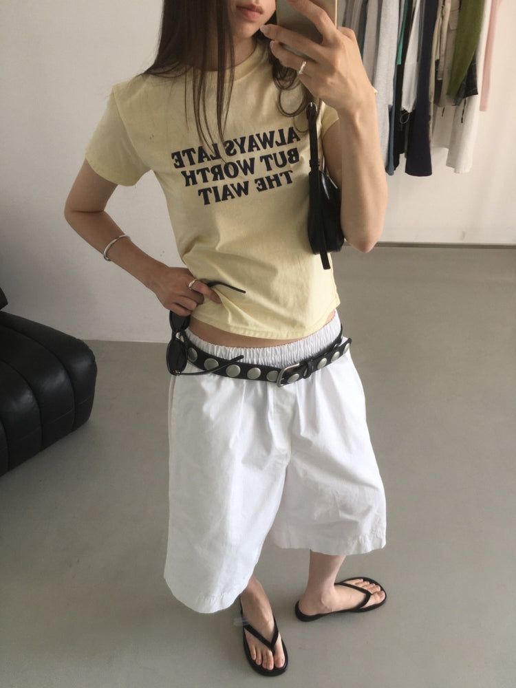 美色字母印花修身上衣