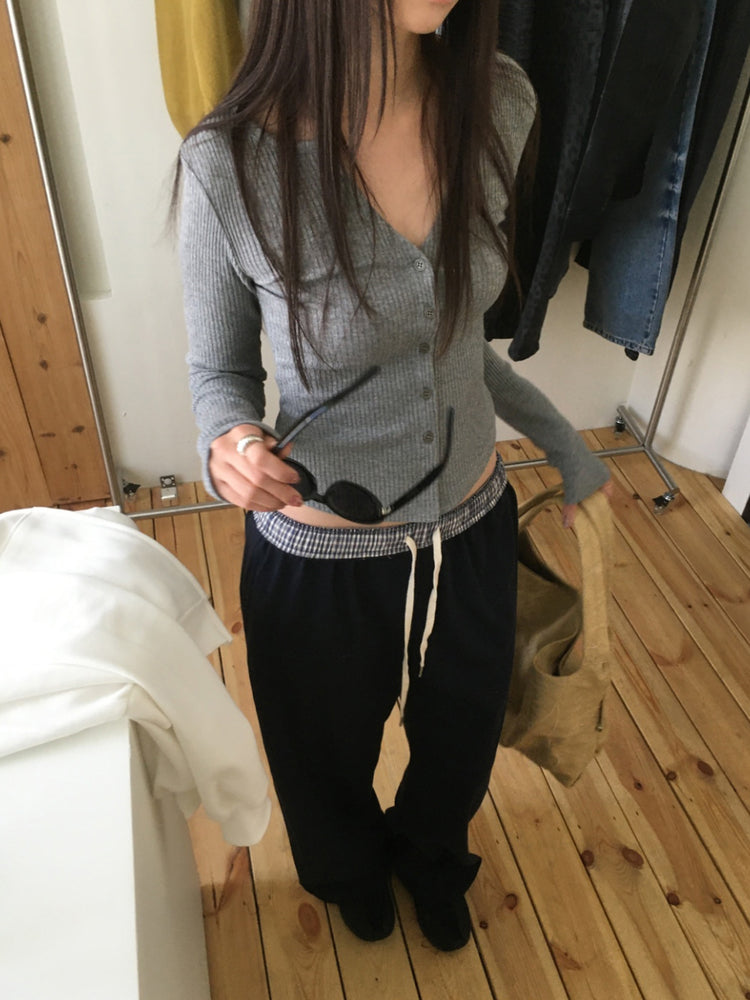 坑紋排鈕修身針織上衣