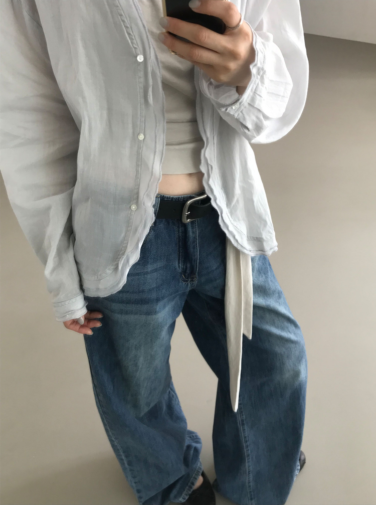 美色鉚釘細節牛仔褲