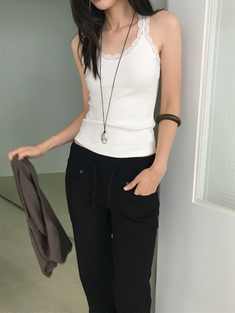 美背蕾絲U領修身上衣