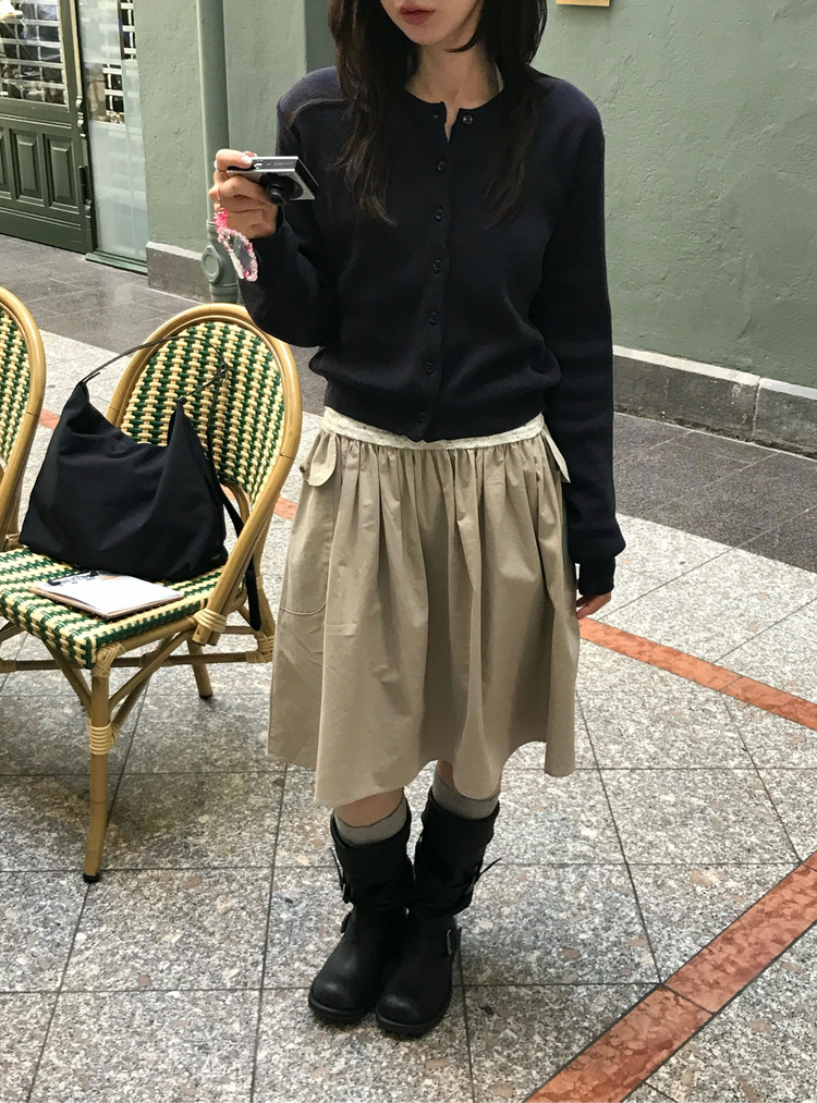 美色圓領排鈕針織外套