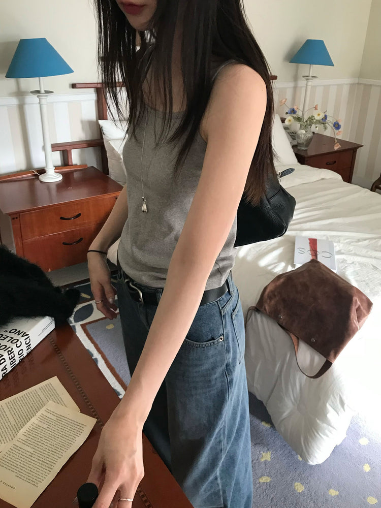 美色細帶鐵牌修身背心