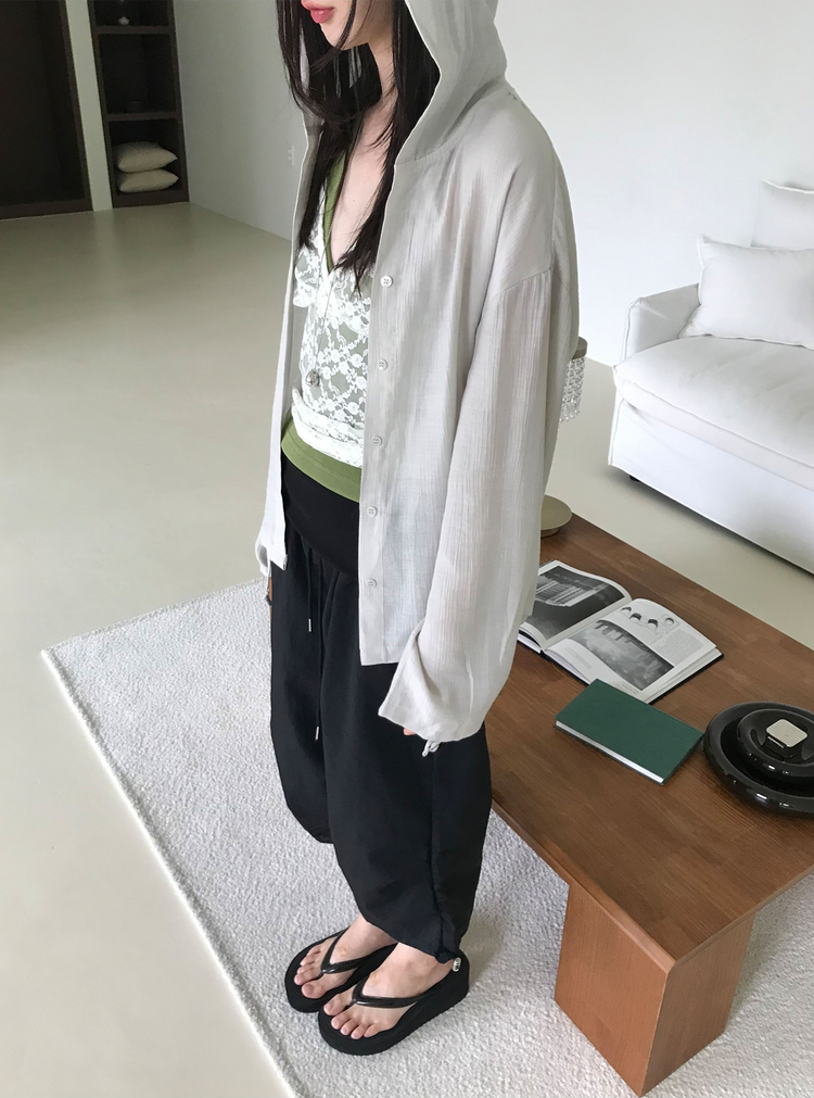 掛脖深V修腰上衣