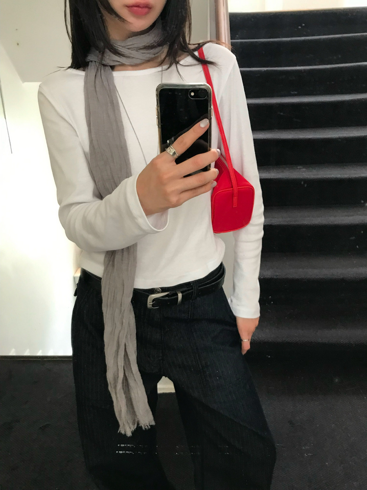 船領弧下擺修腰上衣