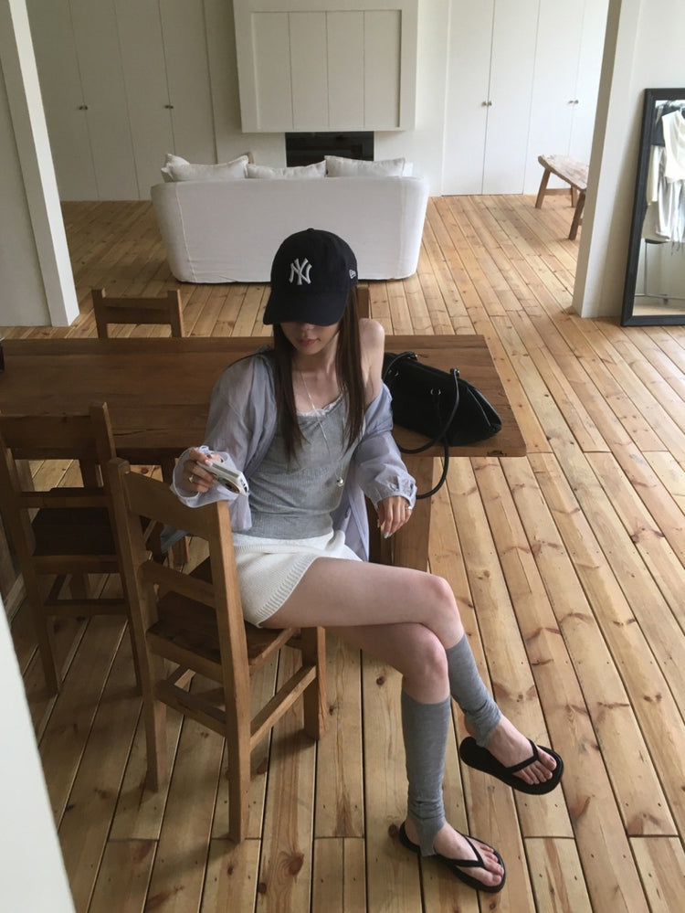 蕾絲邊坑紋背心