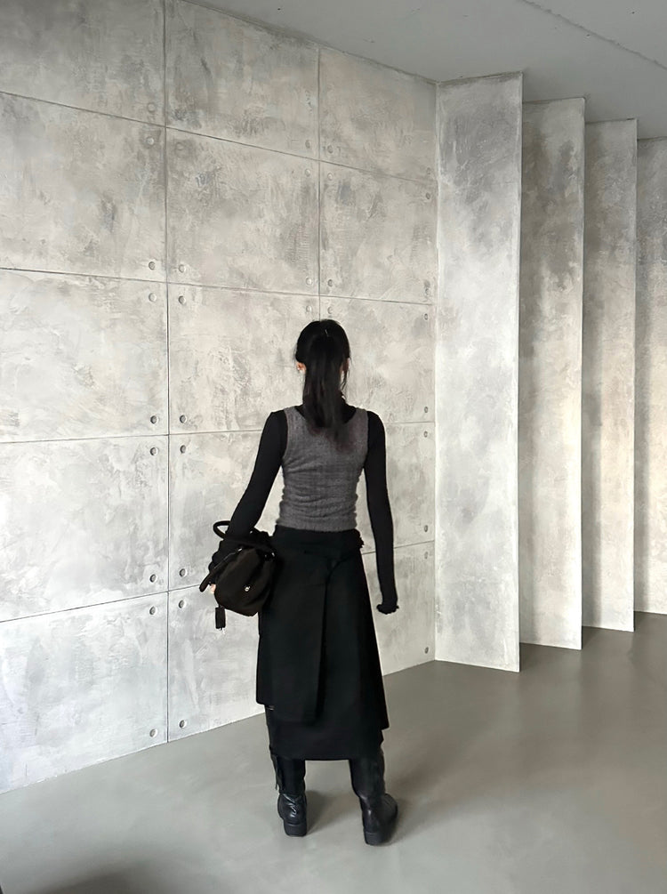 毛絨交疊細節背心