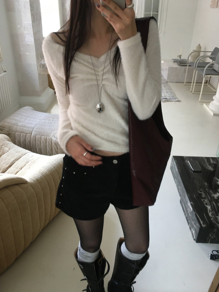毛絨質感抓皺細節上衣