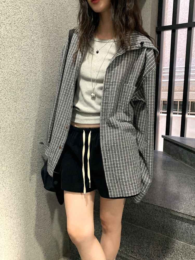 低腰標籤細節短褲
