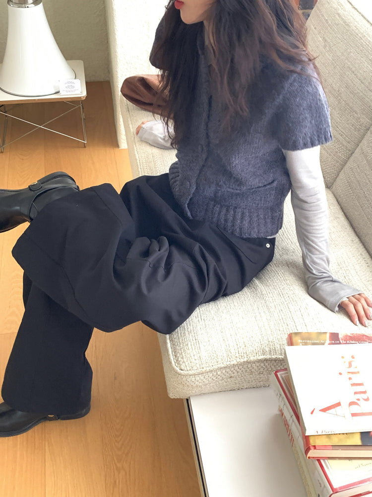 翻圓領排鈕細節針織上衣