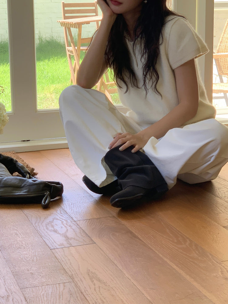 翻領扣鈕泡泡袖細節針織上衣