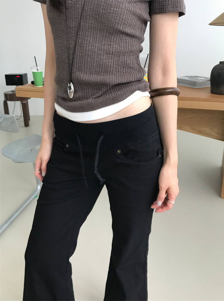 美背蕾絲U領修身上衣