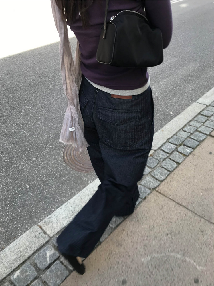 弧線V領細節修身上衣