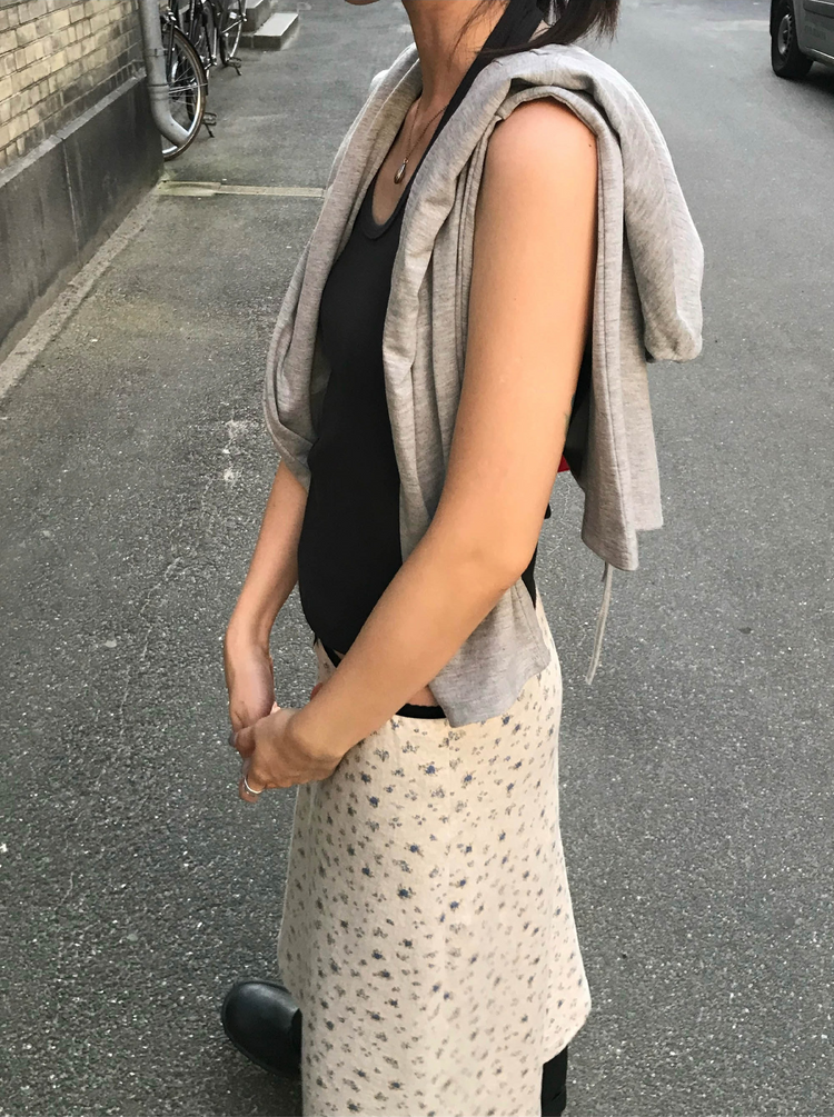 蕾絲邊小碎花細節半裙