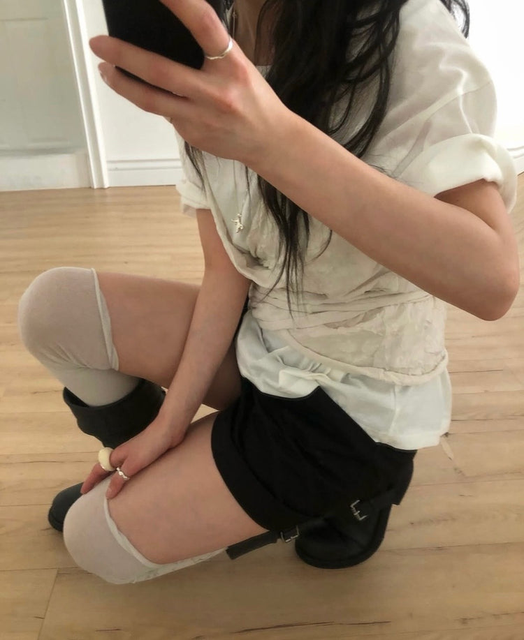 交疊皺皺細節綁帶上衣