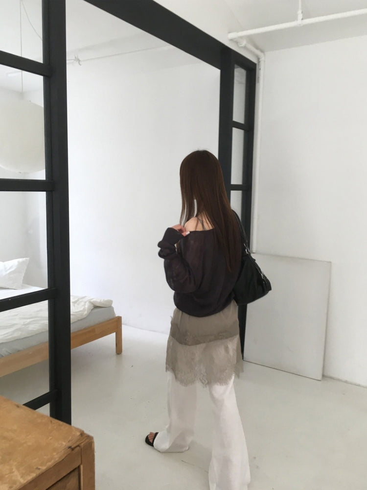 透膚深V領針織上衣
