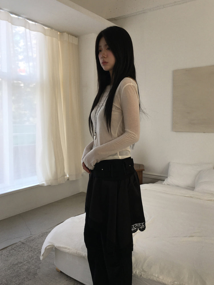 微透美鎖骨字母印花上衣