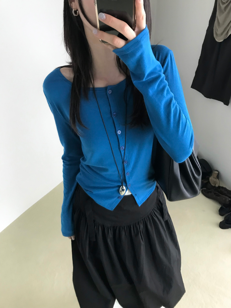 側扣弧壓線細節花苞裙
