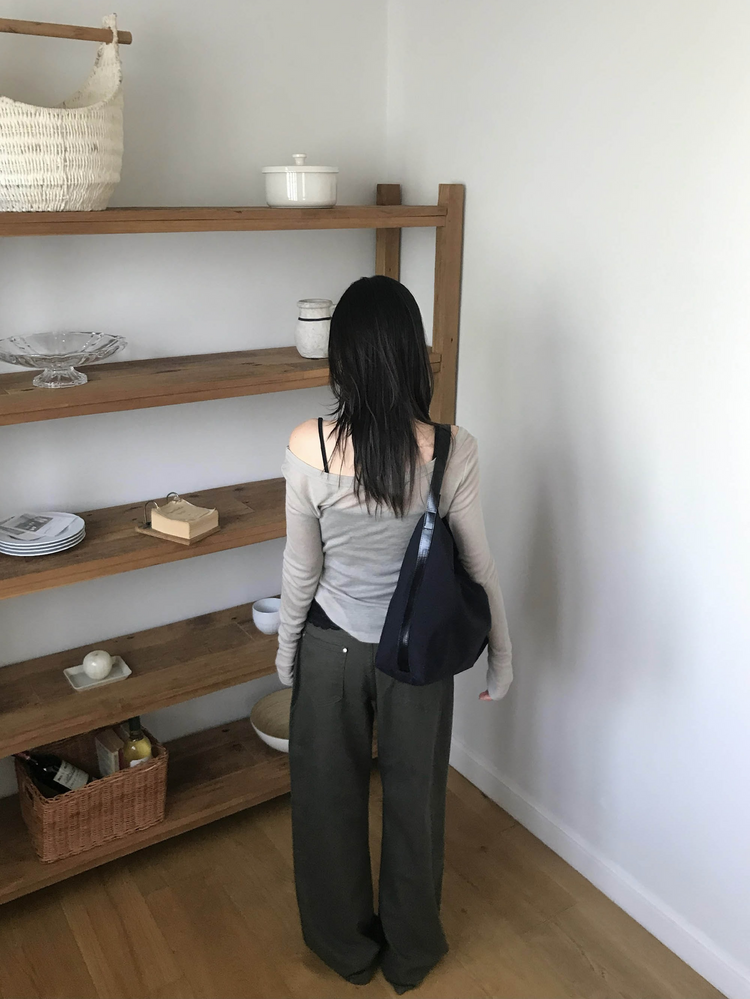 美色極簡低腰修身直褲
