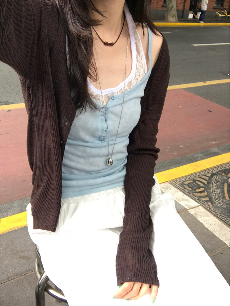 美色透膚扣鈕細節背心