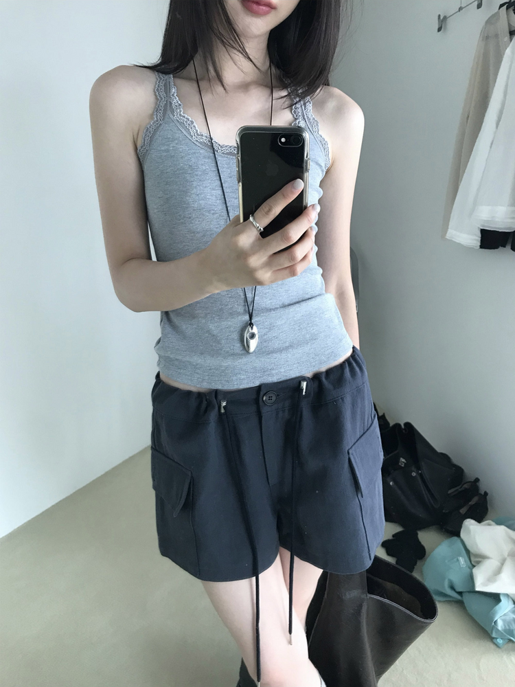 美背蕾絲U領修身上衣