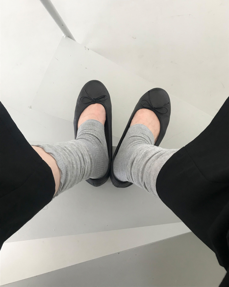 捲邊露趾中長襪
