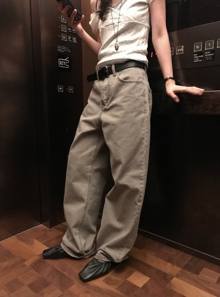 美色暗條紋細節直褲