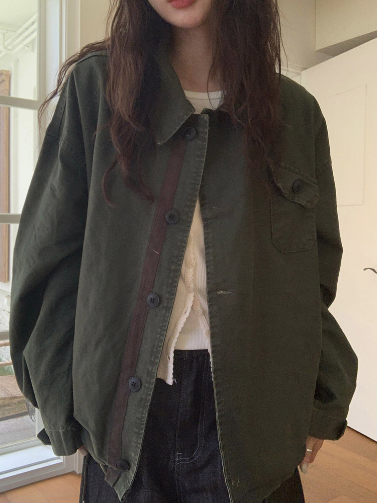 花邊V領排鈕細節上衣