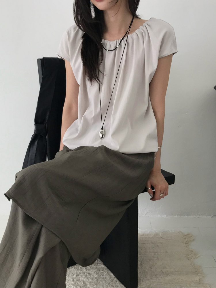 霧光澤排鈕細節裙褲