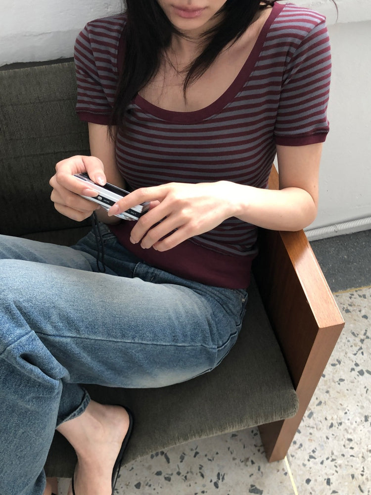 條紋束口修身細節上衣