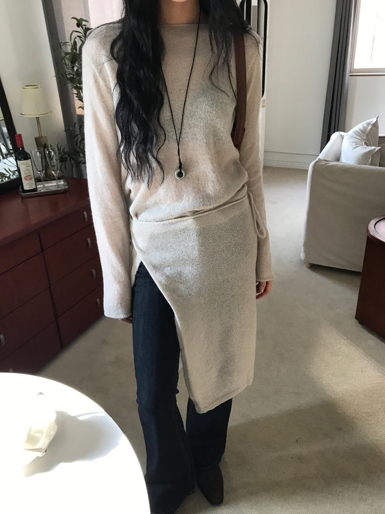 微透膚羊駝毛船領針織上衣