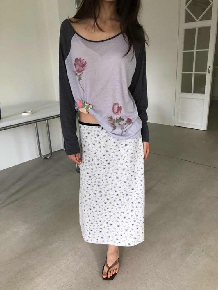 蕾絲邊小碎花細節半裙
