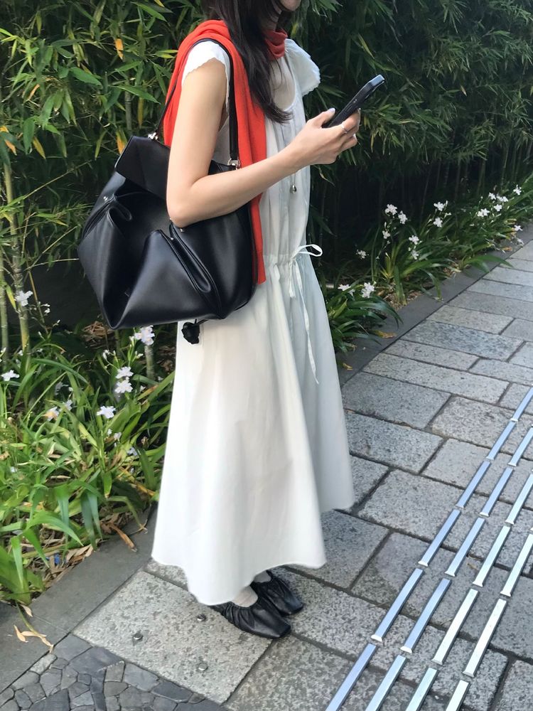 輕薄透膚美色針織外套
