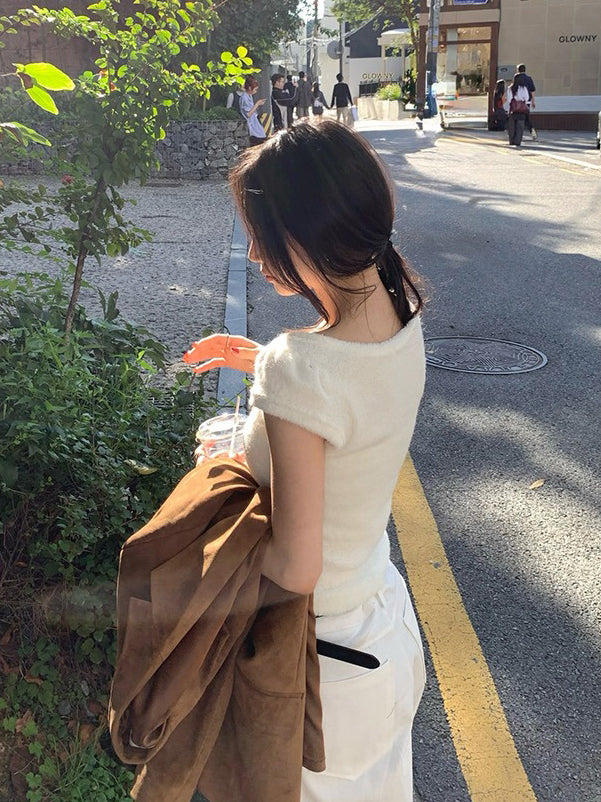 U領圈毛質感針織上衣