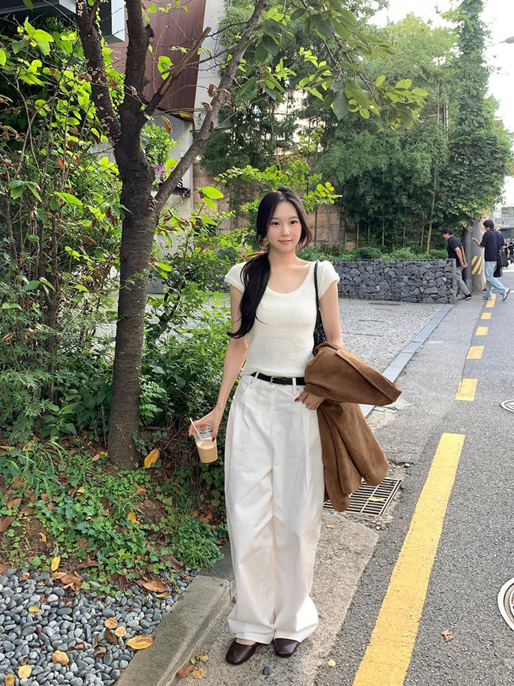 U領圈毛質感針織上衣