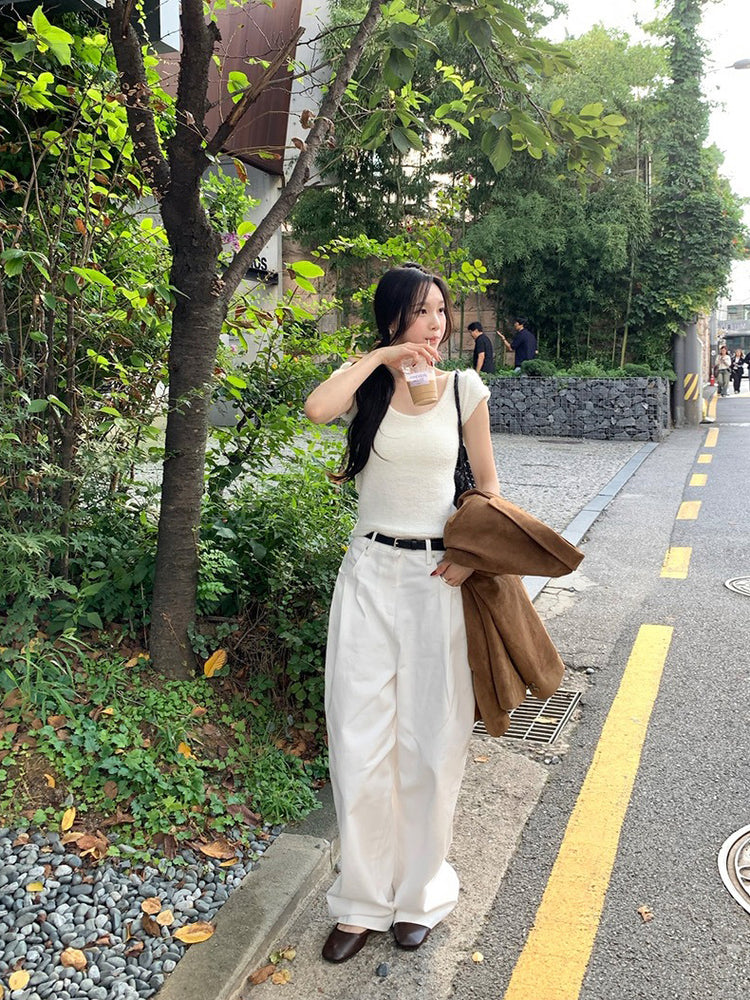 U領圈毛質感針織上衣