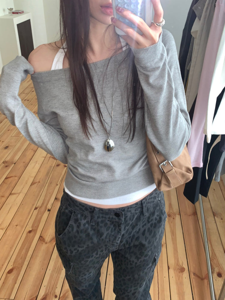 美色露肩修身針織上衣