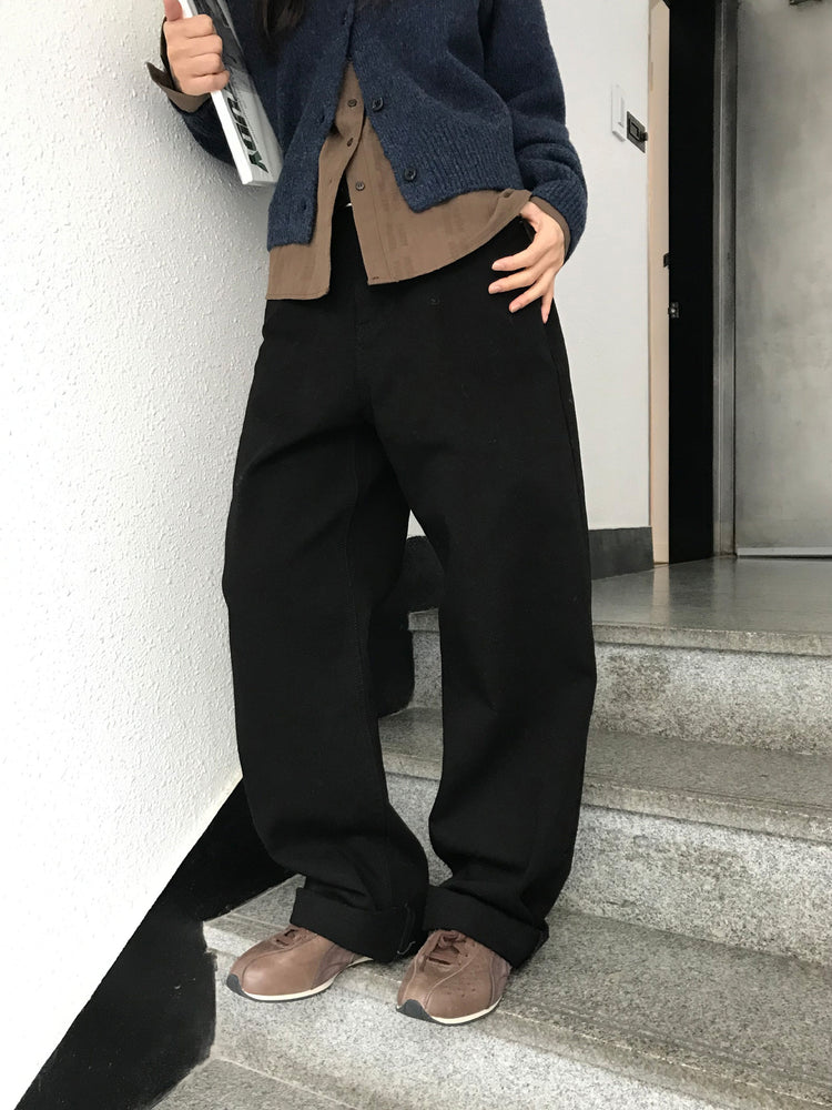 背口袋細節寬鬆直褲