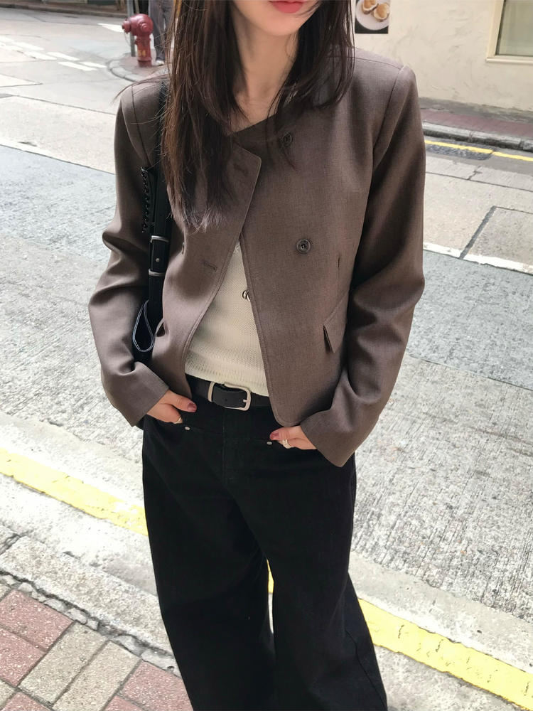 口袋細節直筒牛仔褲