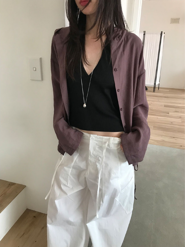 掛脖深V修腰上衣