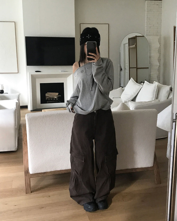 美肩不修邊鉚釘細節上衣