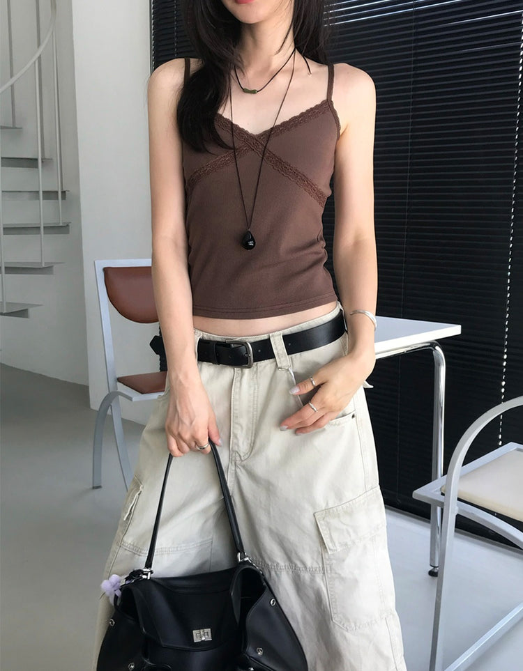 美色蕾絲邊交疊背心