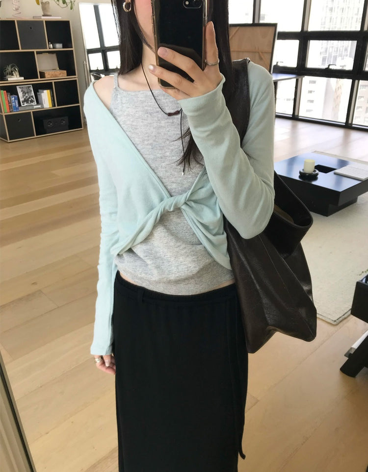 美色扭結細節上衣
