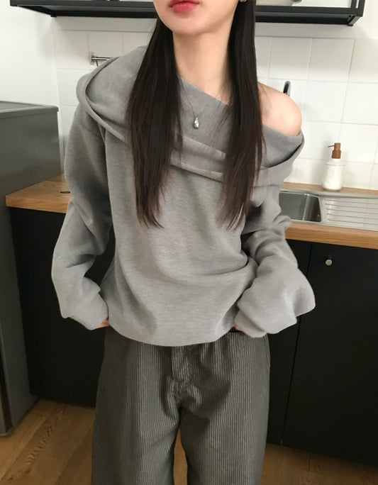 露肩連帽細節寬鬆上衣