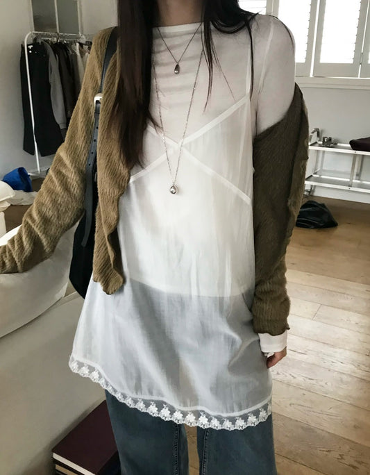 透膚蕾絲邊細節連身裙