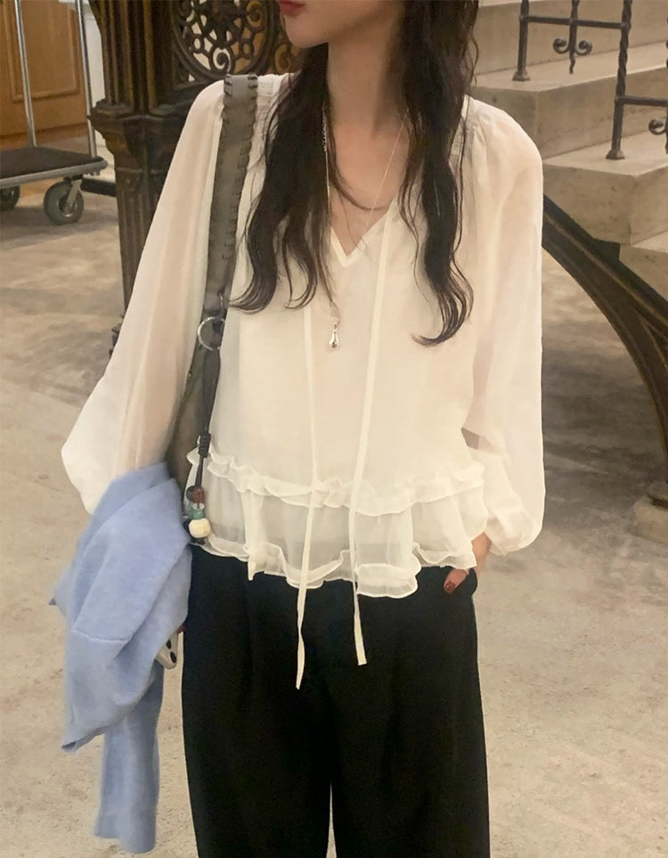 微透垂帶荷葉邊細節上衣