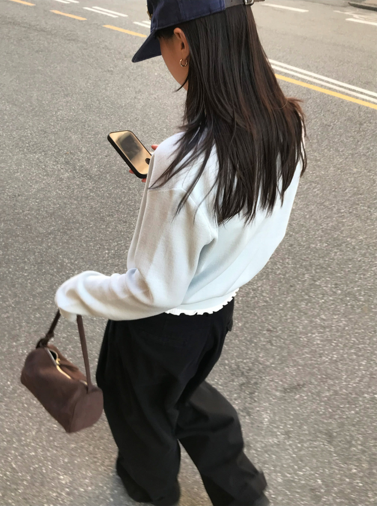 美色圓領排鈕針織外套